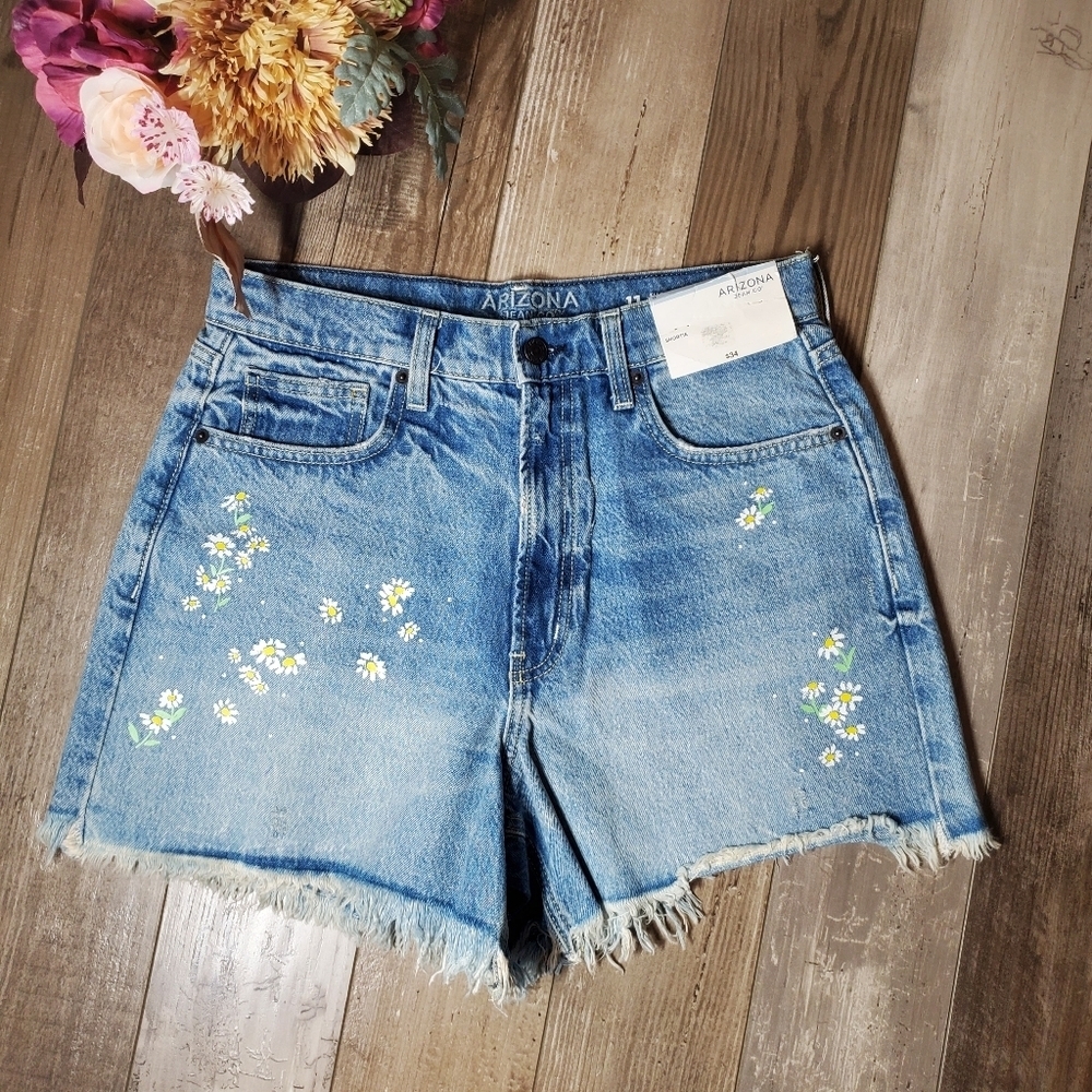 NWT Arizona Jean Co Highest Rise Shortie Jean Shorts Juniors Size 11 Floral Blue